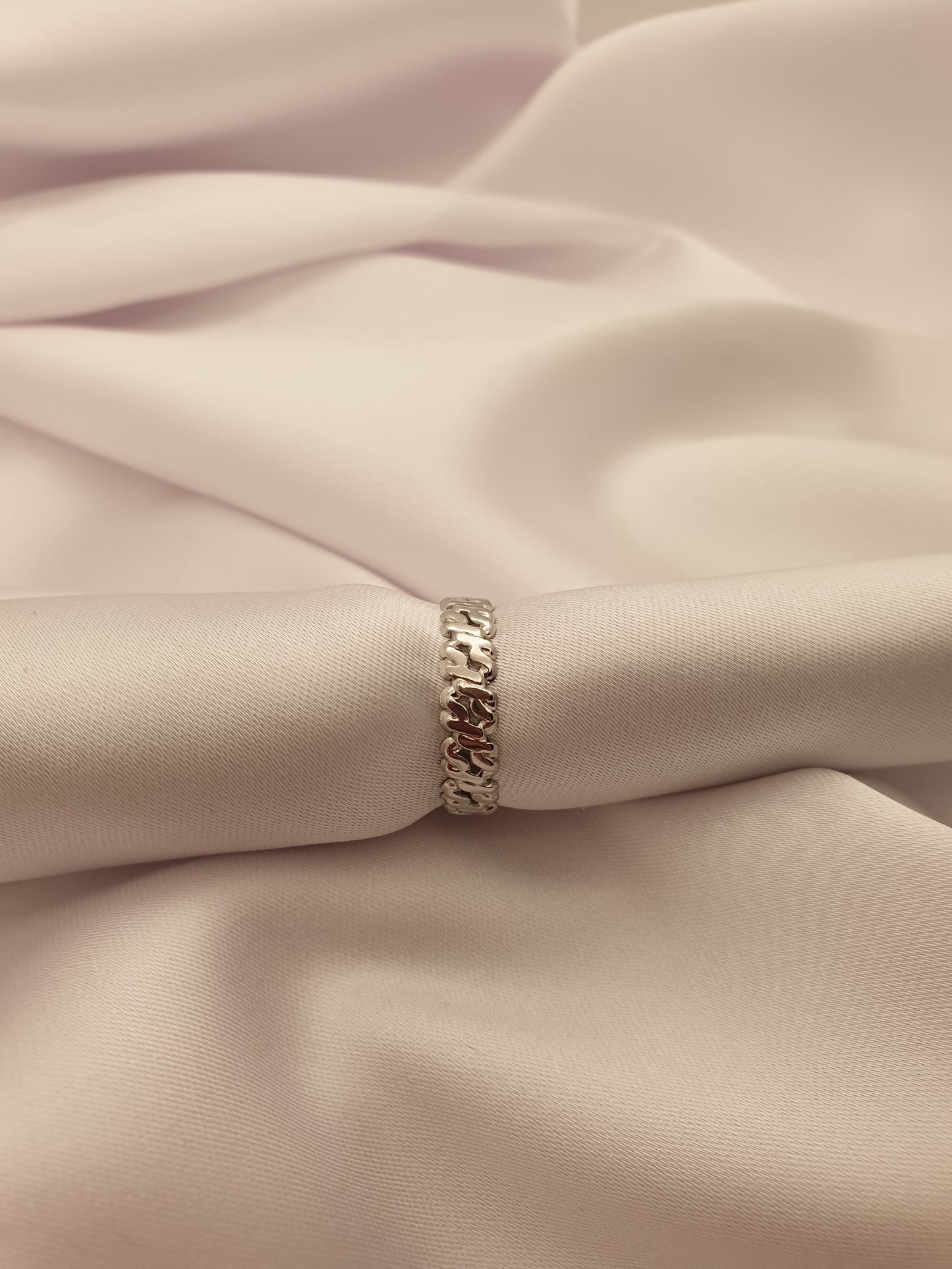 "LAOS" ADJUSTABLE RING