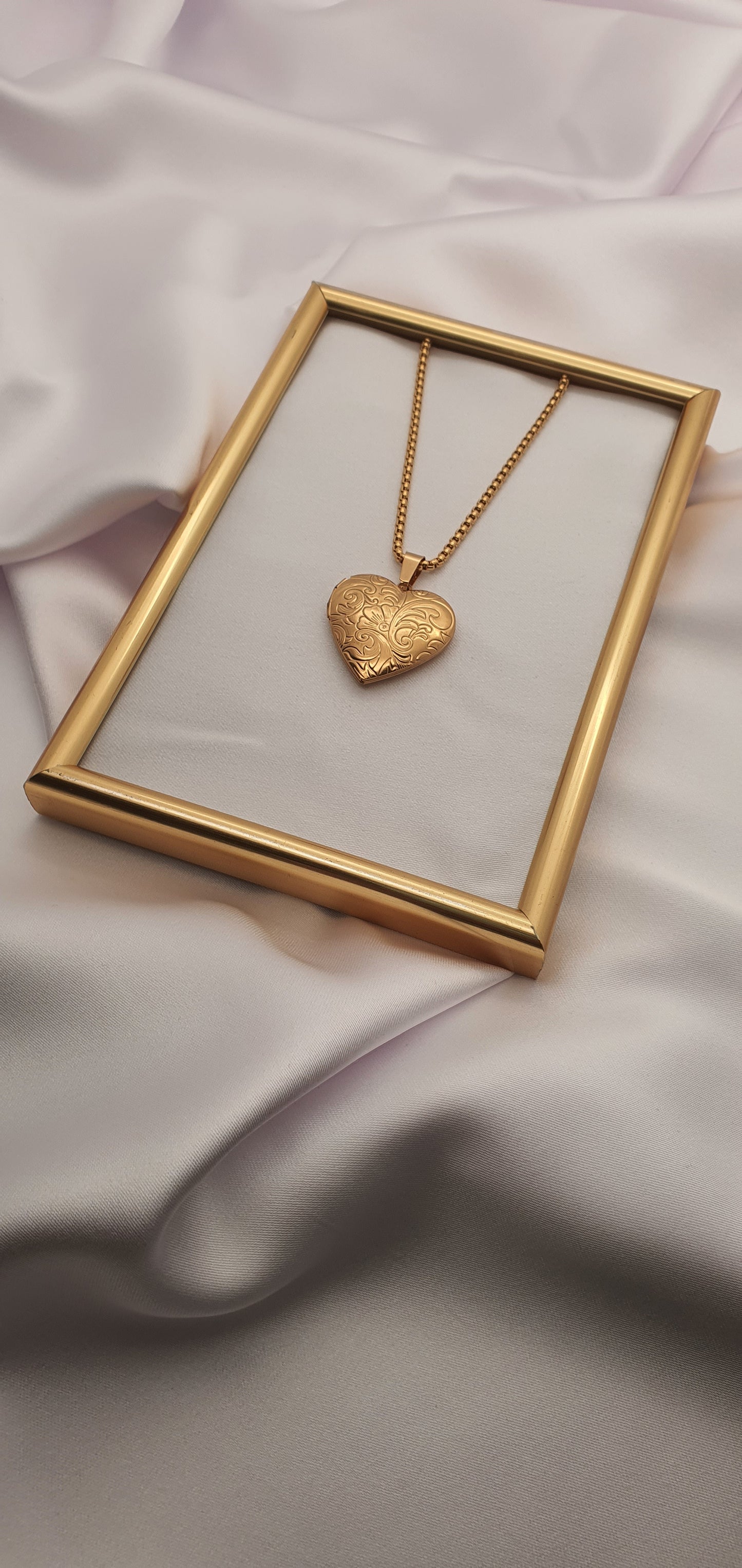 "OPEN HEART" PENDANT NECKLACE