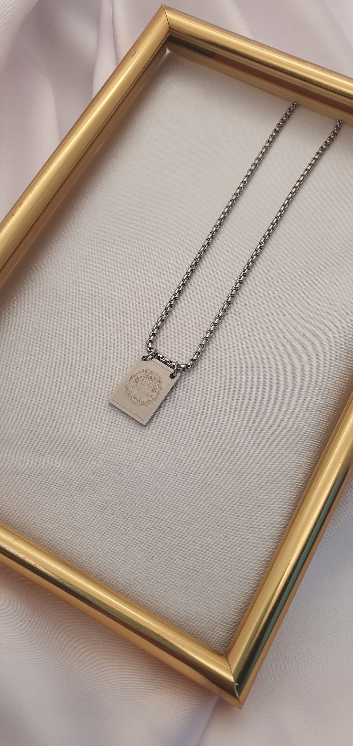 "PHARAOH'S ESSENTIAL SECRET" PENDANT NECKLACE | GOLD / SILVER