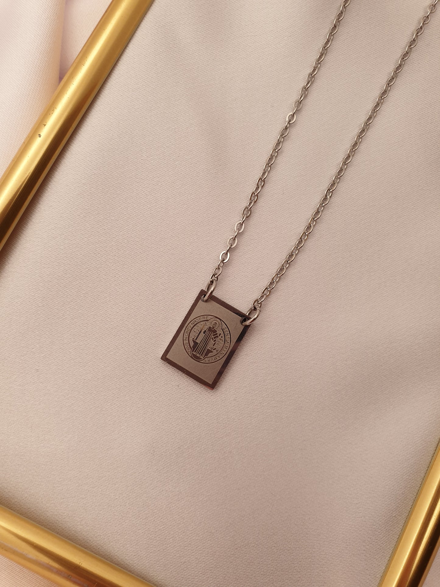 "PHARAOH'S MINIMAL SECRET" PENDANT NECKLACE | GOLD / SILVER