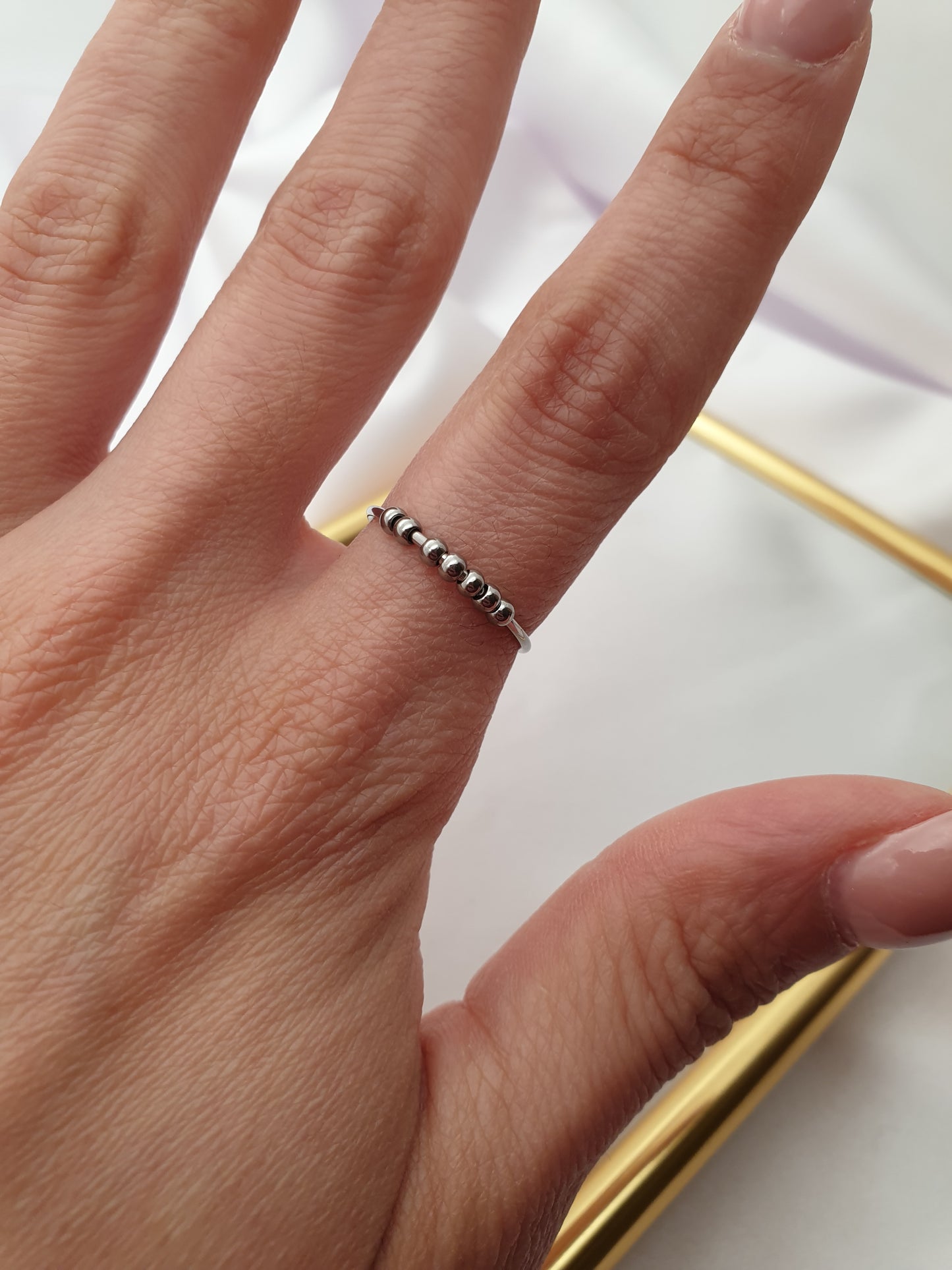 "ANTI-STRESS" ADJUSTABLE RING