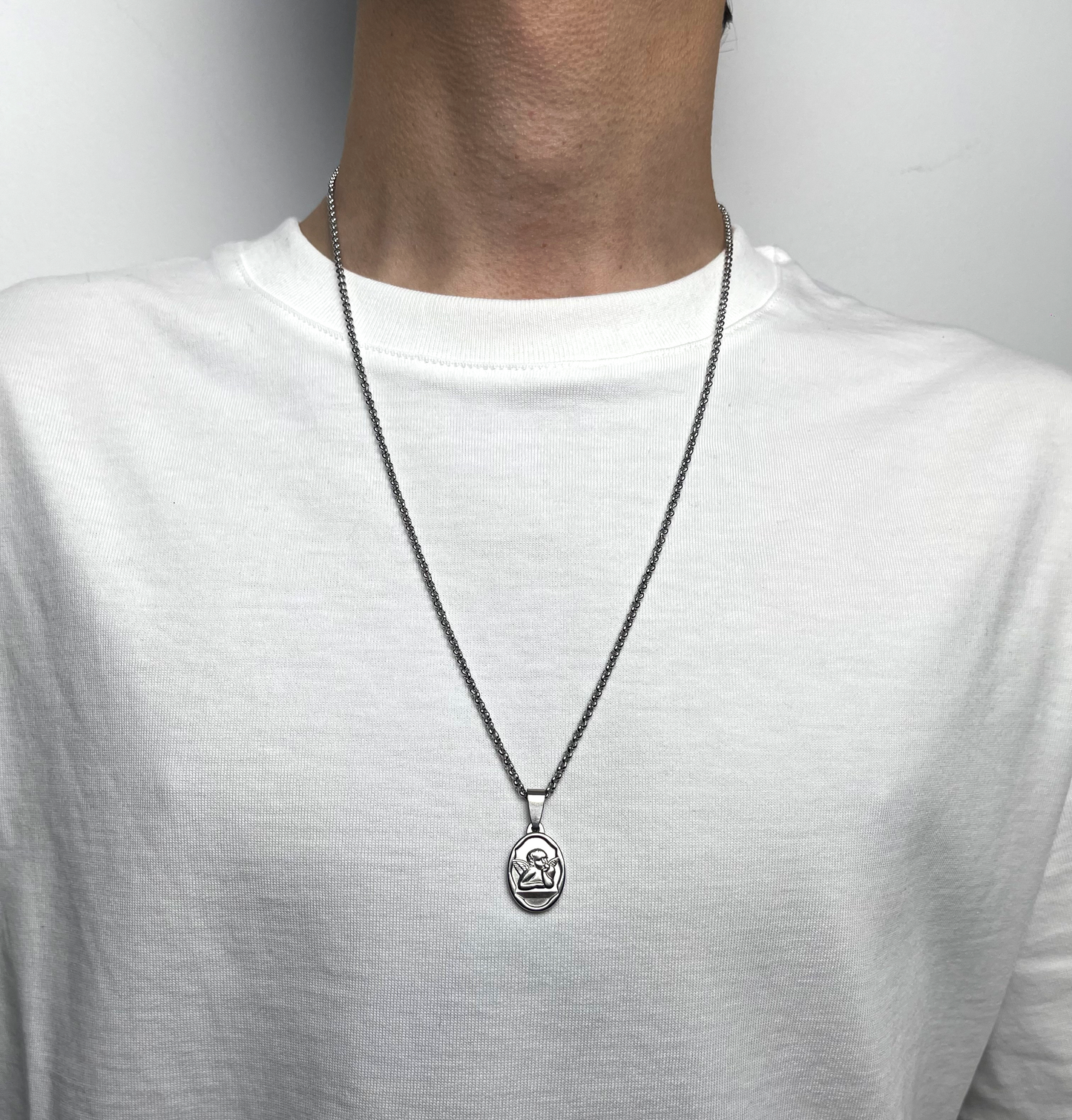 "STARING AT YOU" PENDANT NECKLACE | SILVER