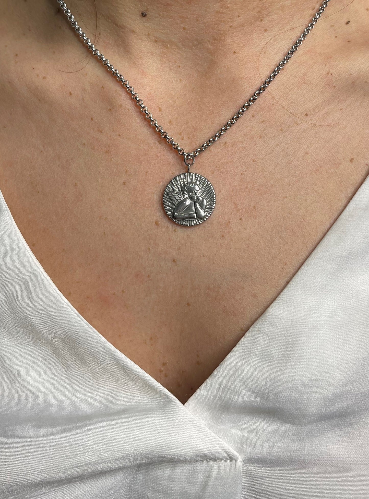 "THE ANGEL'S DESTINY" PENDANT NECKLACE | GOLD / SILVER