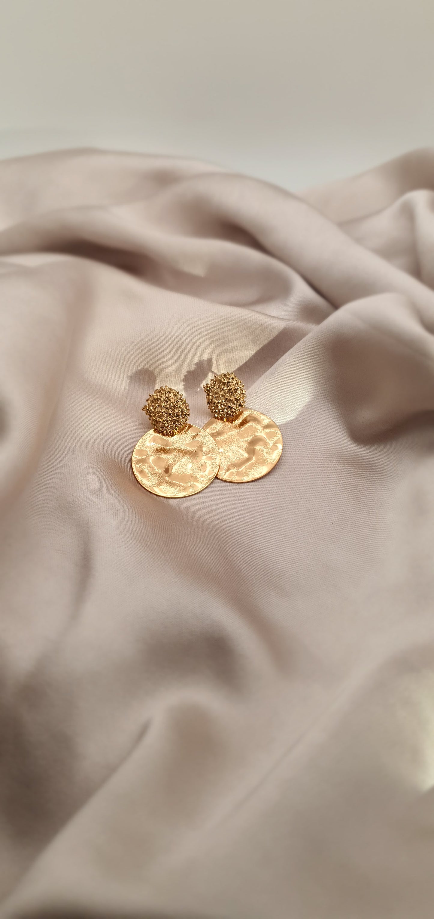 "LISA" EARRINGS