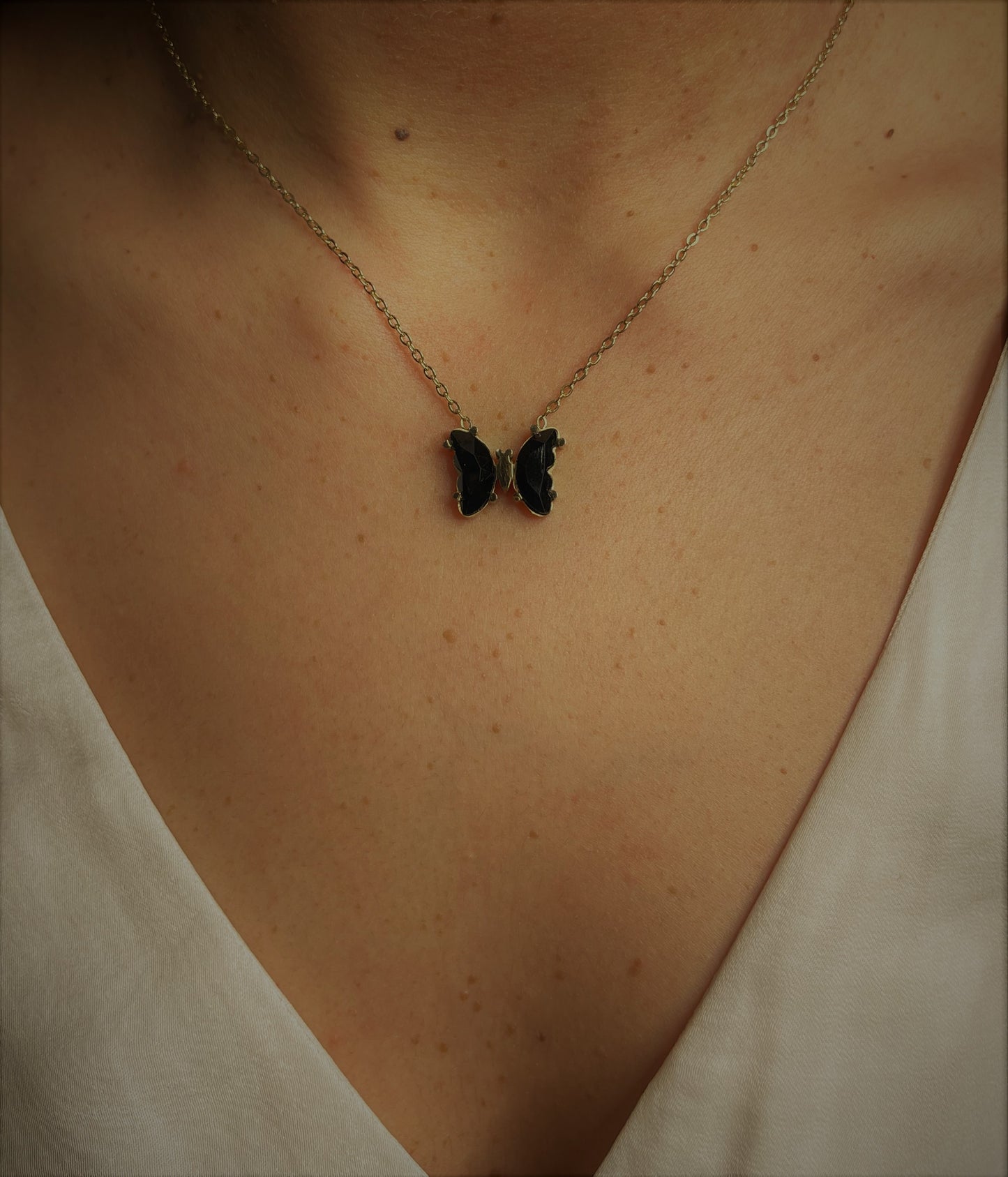 "CRYSTAL BUTTERFLY" NECKLACE